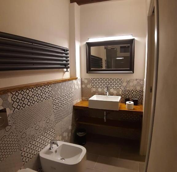 חדר משפתחתי סופריור, Vistalago Versilia