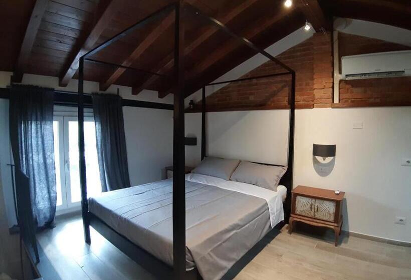 חדר משפתחתי סופריור, Vistalago Versilia