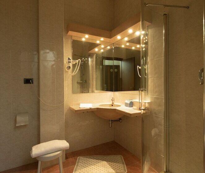 غرفة قياسية فردية, Terme Paradiso