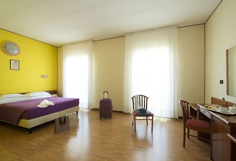 غرفة قياسية, Terme Paradiso