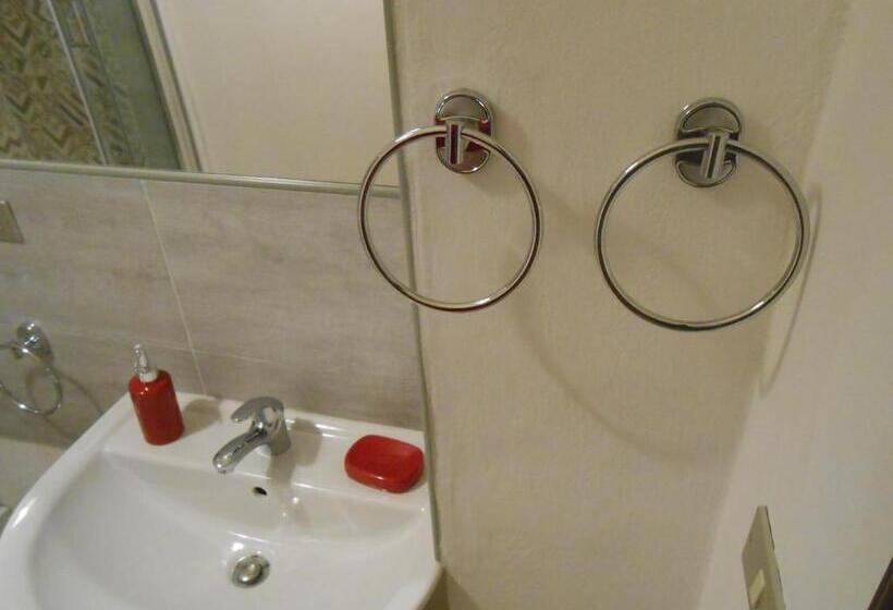 اتاق استاندارد با تخت بزرگ, Casa Bella