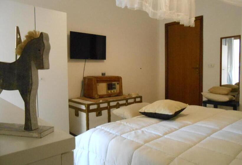 Стандартный Номер Кровать Кинг, Casa Bella