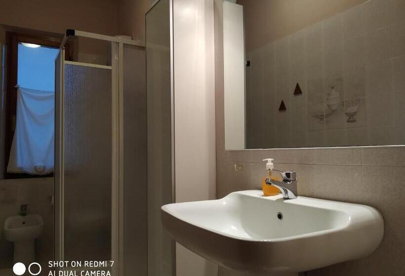 带共用浴室的标准房间, Terre Di Creta...per Sognare