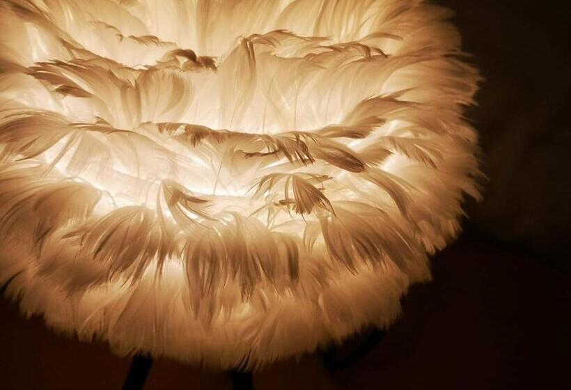 اتاق استاندارد, Via Roma