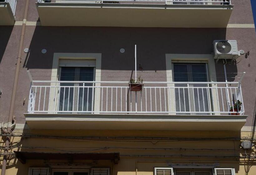 スタンダードルーム, B&b Nodo Francescano