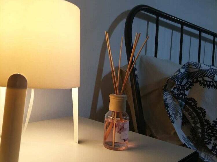 استودیوی استاندارد, B&b Piccolo Loft Del Borgo
