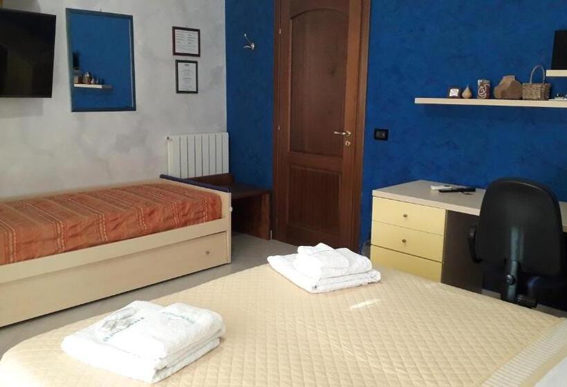 اتاق سه نفره سوپریور با چشمانداز دریا, B&b Vistamare