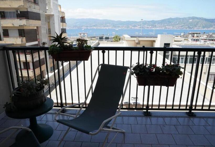 اتاق سه نفره سوپریور با چشمانداز دریا, B&b Vistamare