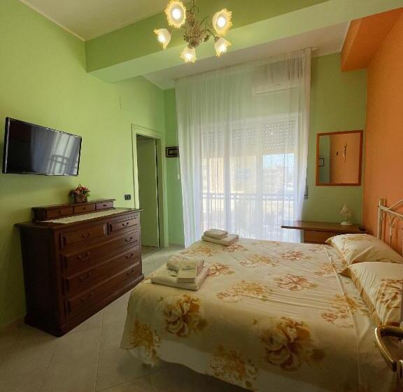 اتاق لوکس با چشمانداز دریا, B&b Vistamare