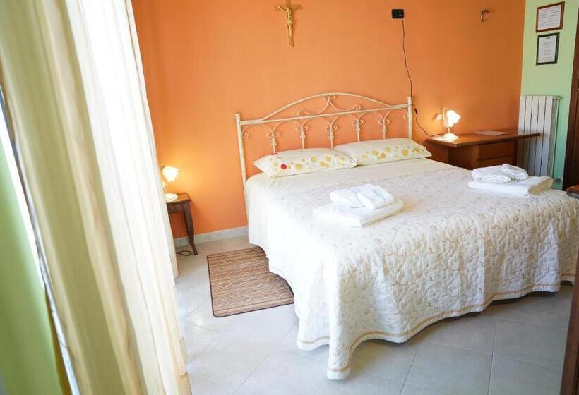 Номер Deluxe Вид на Море, B&b Vistamare