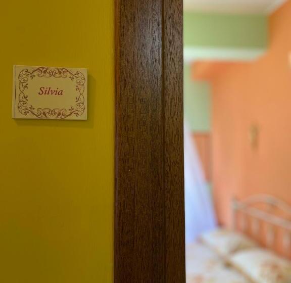 اتاق لوکس با چشمانداز دریا, B&b Vistamare