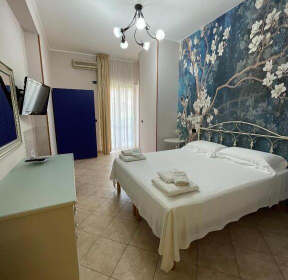 اتاق استاندارد با بالکن, B&b Vistamare