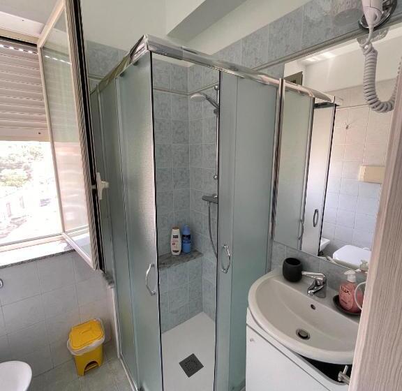 Четырехместный Номер Стандарт, B&b Vistamare