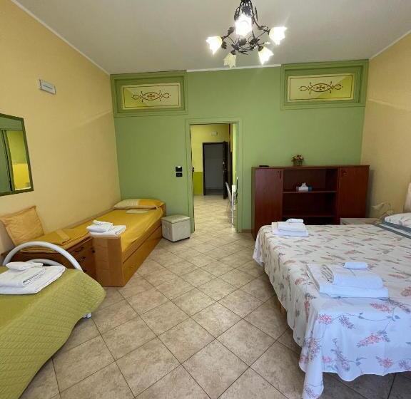 اتاق استاندارد چهار تخته, B&b Vistamare