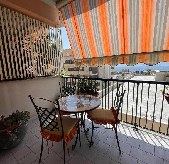 اتاق سه نفره سوپریور با چشمانداز دریا, B&b Vistamare