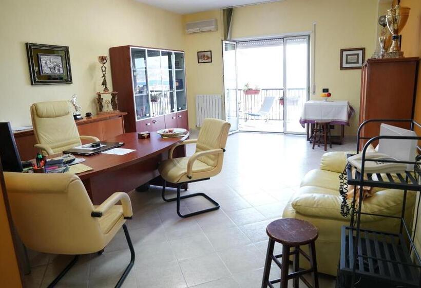 اتاق استاندارد چهار تخته, B&b Vistamare