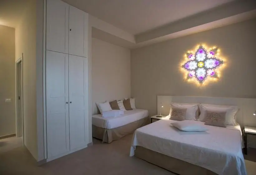 バルコニー付スタンダード４ベッドルーム, Luci Del Salento Guest House