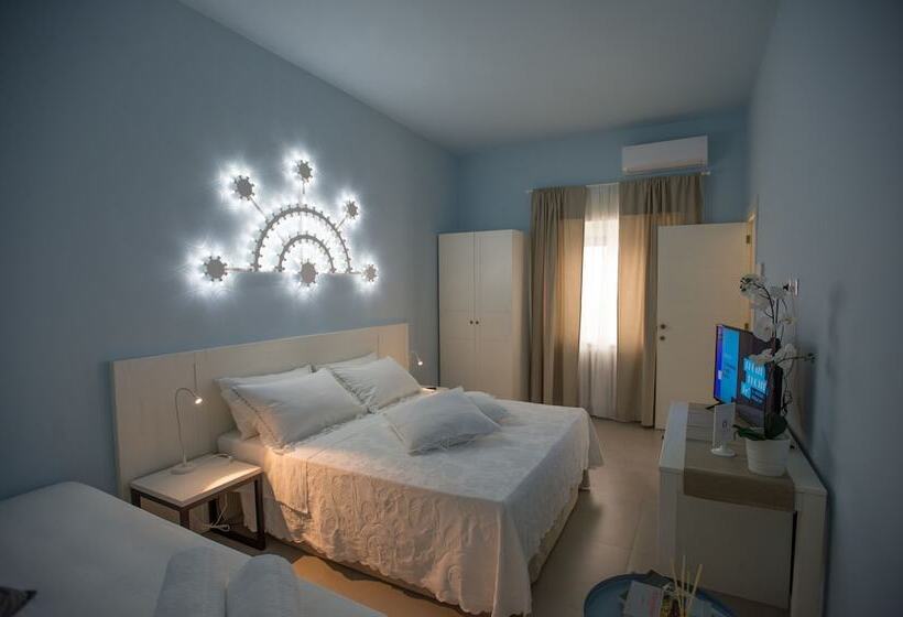 Номер Стандарт Трехместный, Luci Del Salento Guest House