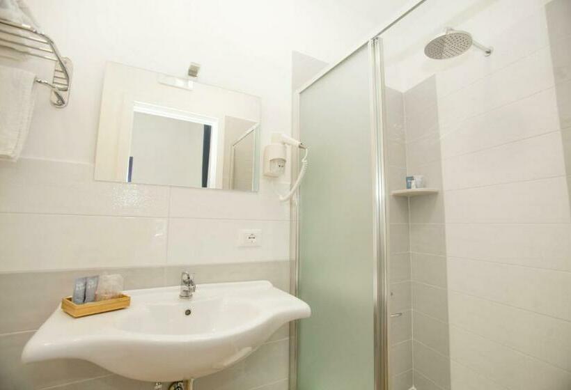 Номер Deluxe с Балконом, Mediterranean Rooms