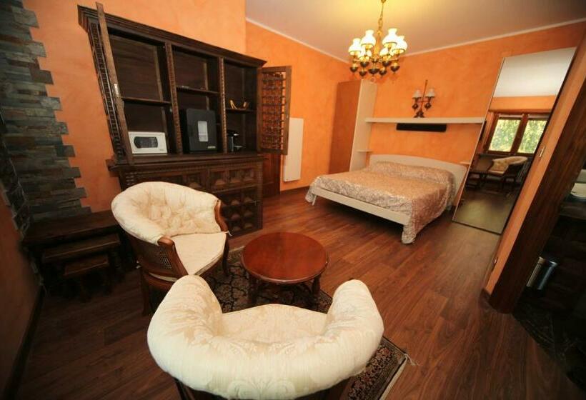 اتاق استاندارد با وان آب گرم, Sunshine Bnb