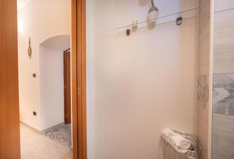 اتاق لوکس, Wepuglia La Maison D B&b