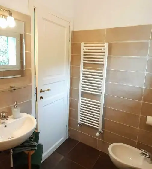 Superior-huone Puutarhanäkymä, Amandolevanto B&b