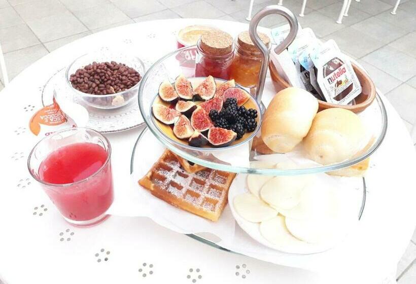 ガーデンビュースーペリアールーム, Amandolevanto B&b