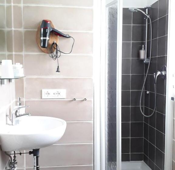 Стандартный Номер Кровать Кинг, Amandolevanto B&b