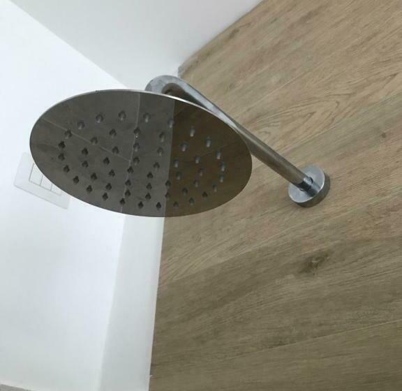 חדר סטנדרט, B&b Magenta