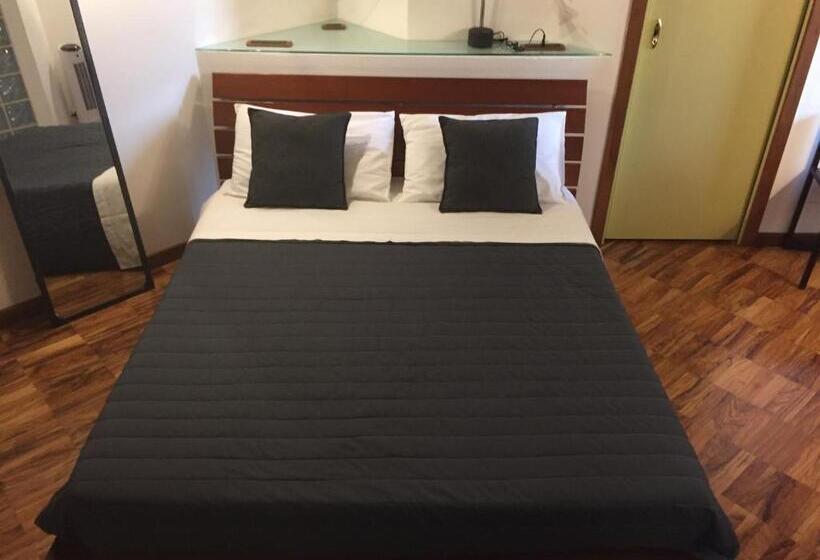 חדר דלוקס, B&b Treviglio