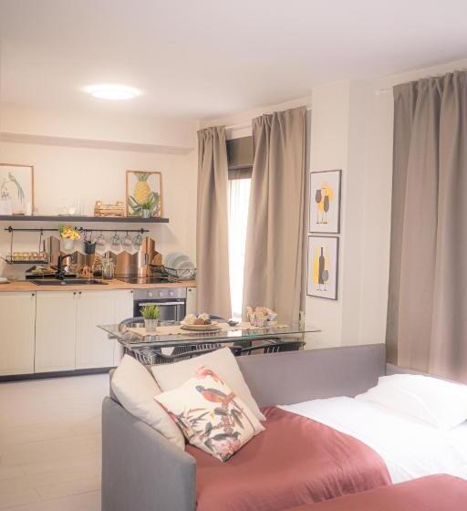 آپارتمان سوپریور 1 خوابه, Il Verdi Home