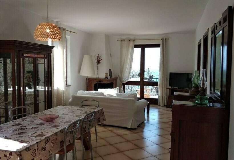 豪华两卧别墅, Villa Mary