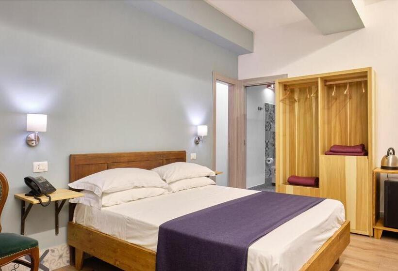 سوییت جونیور, La Via Del Porto Charme Rooms
