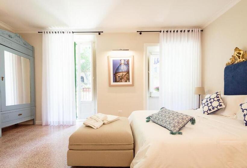 豪华房间, Palazzo Taranto Luxury Rooms