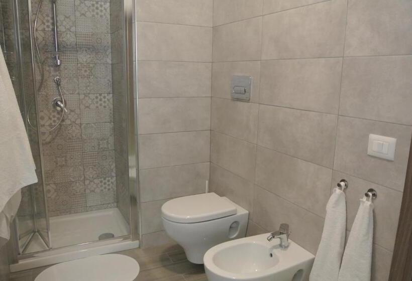 带大床的标准间, Quattordici B&b