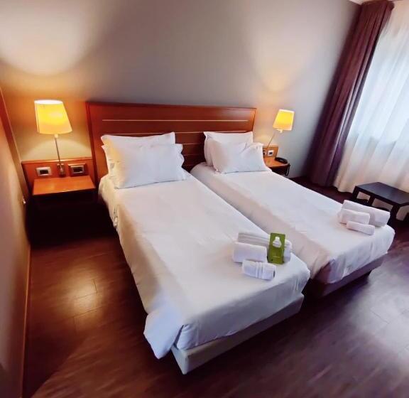 اتاق استاندارد, B&b Hotel Cuneo Cristal
