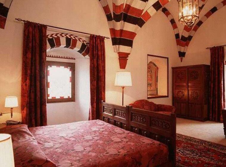 スイート, Castello Di Pavone