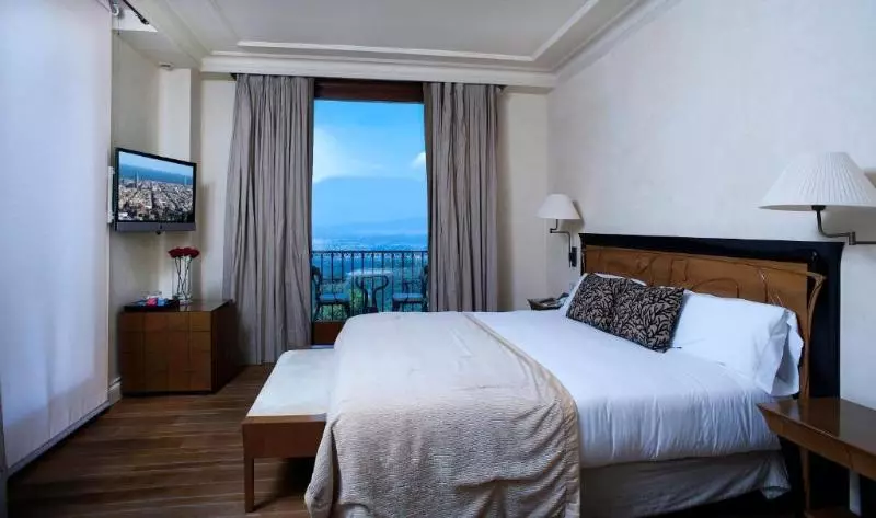 Deluxe Room Mountain View, Gran Hotel La Florida G.l Monumento