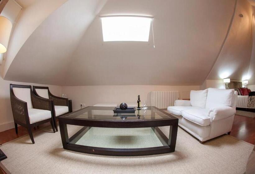 ジュニアスイート, Hacienda Montenmedio