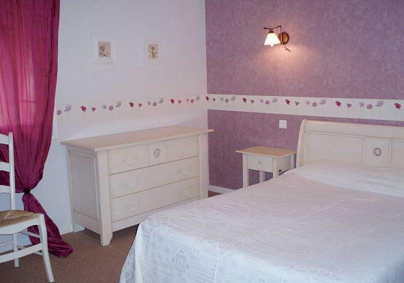 غرفة قياسية, Hôtel Restaurant Logis Hotellerie De Balajan