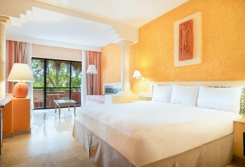 جناح جونيور, Iberostar Waves Quetzal