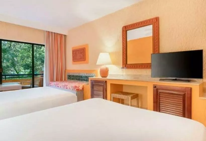 エコノミールーム, Iberostar Waves Quetzal