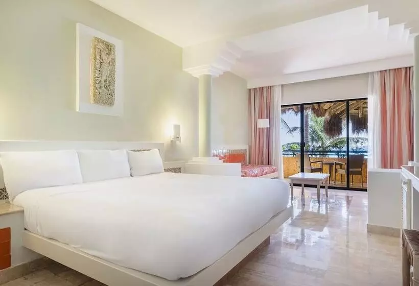 オーシャンビュージュニアスイート, Iberostar Waves Quetzal