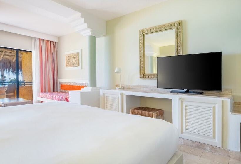 Junior Suite mit Meerblick, Iberostar Waves Quetzal