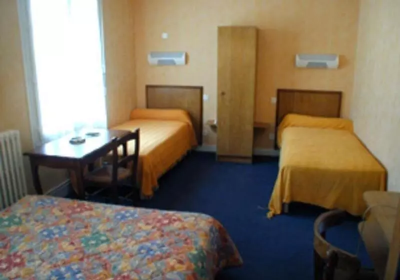 Standard Neljän Hengen Huone, Le Clos Normand