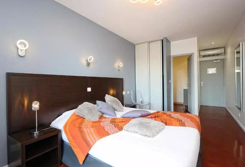 اتاق استاندارد, Hotel le Tourisme