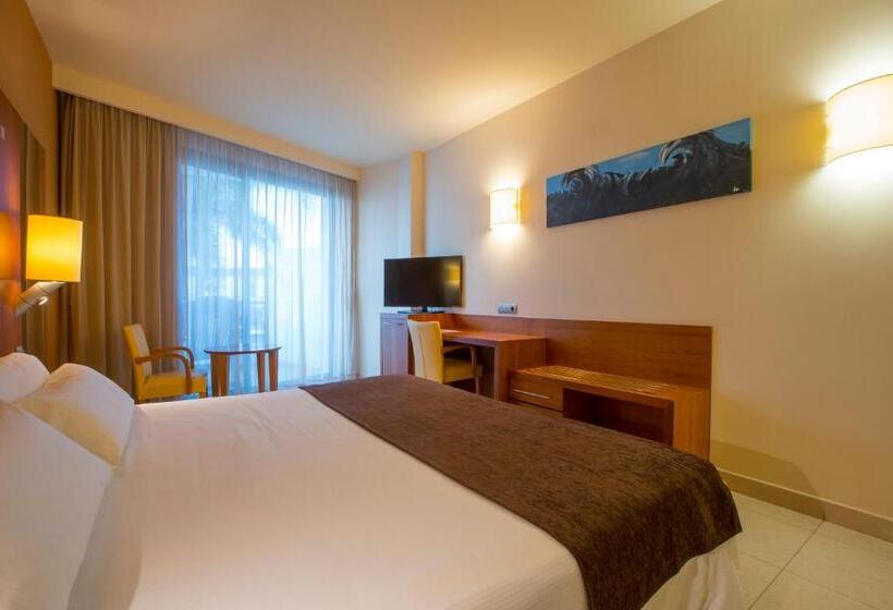 חדר סטנדרט נוף לים עם טרסה, Miami Mar