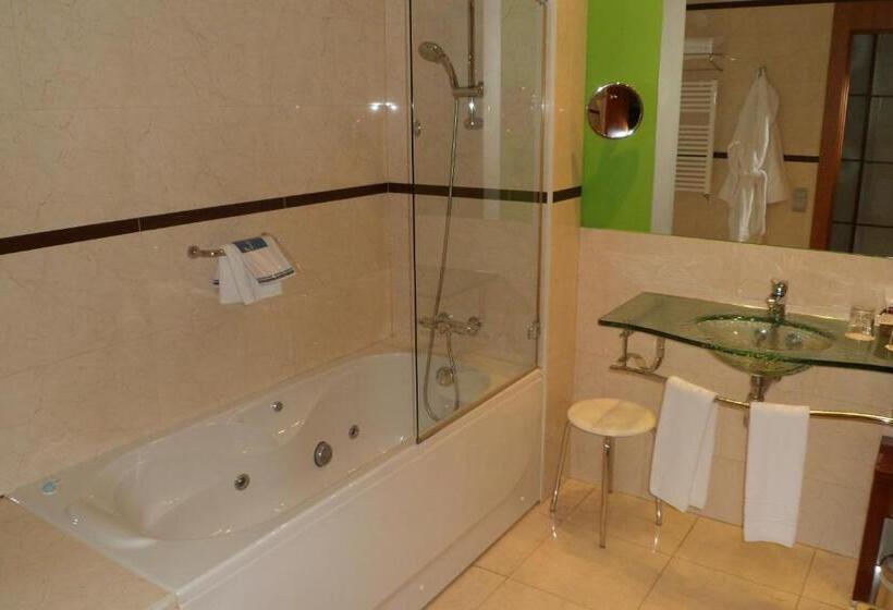 חדר סופריור עם מיטת קינג, Miami Mar