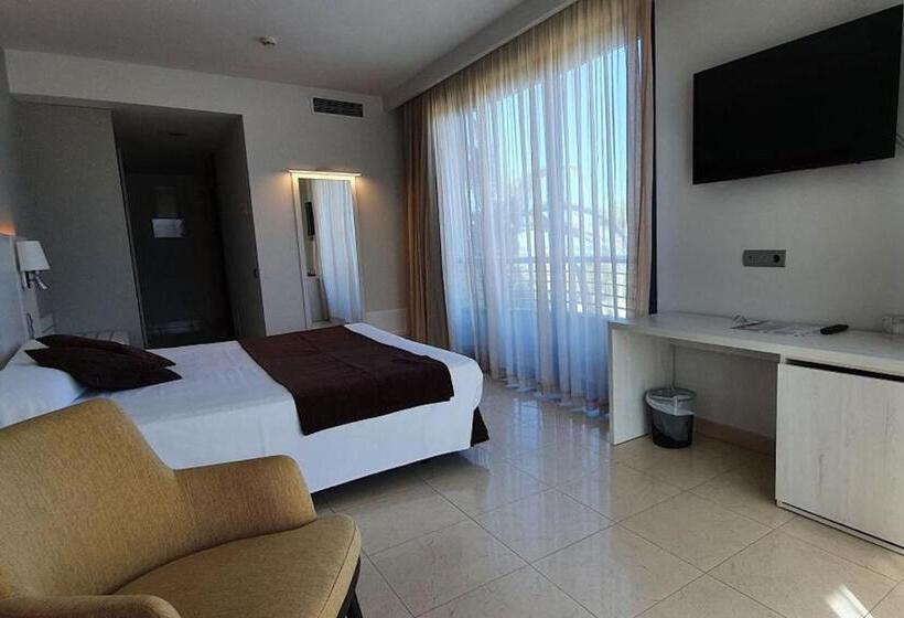 סוויטת ג'וניור עם טרסה, Miami Mar