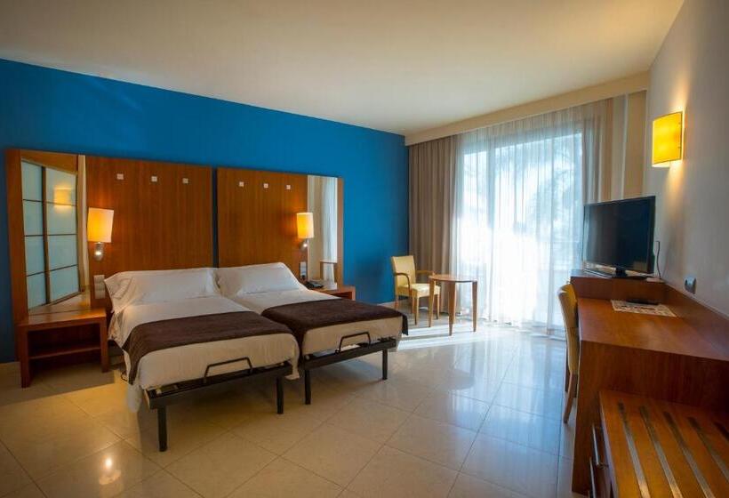 חדר סטנדרט מותאם לאדם עם מוגבלויות, Miami Mar